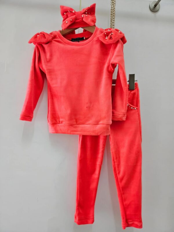 Sweater en lange broek, red